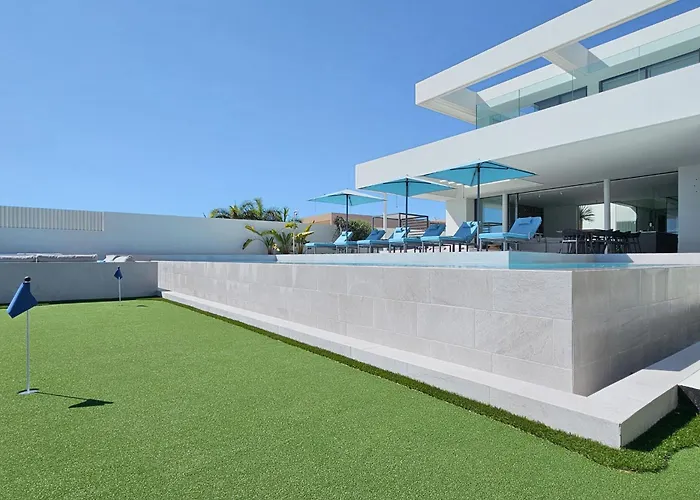 Karat Casa Verano Адехе